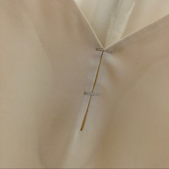 H&M Blouse - Picture 3 of 4